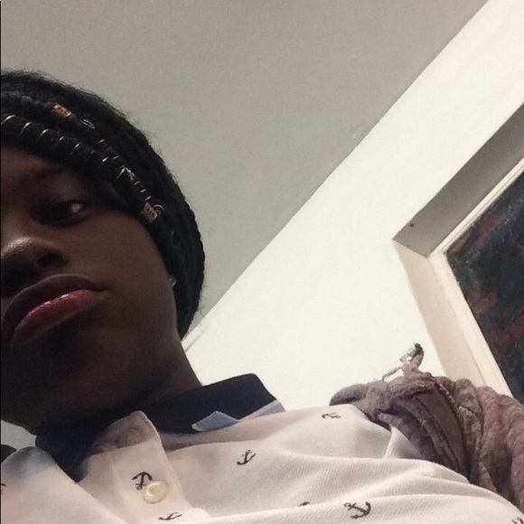 Meet your Posher, Tonisha - Picture 1 of 1